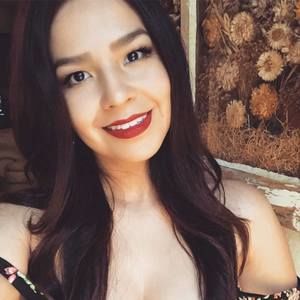 Meet your Posher, Ada